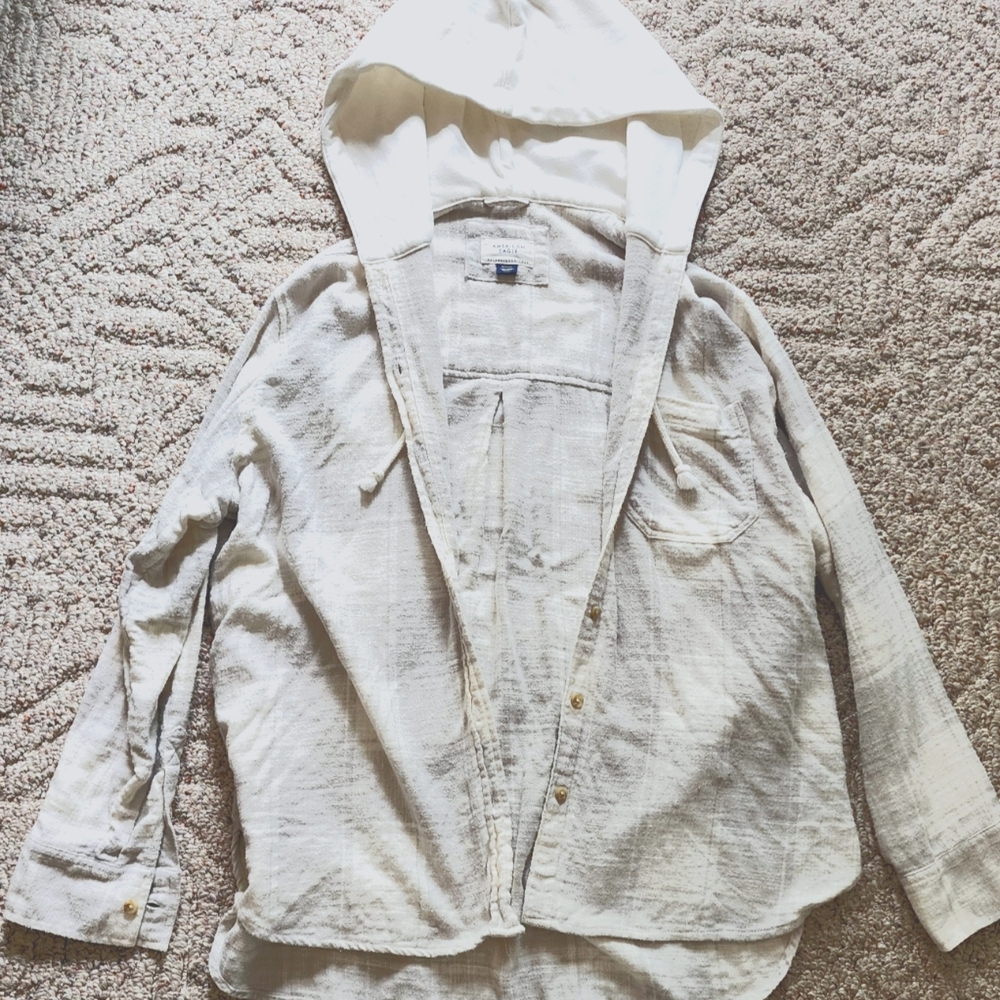 American Eagle hooded plaid button-down shirt size M
